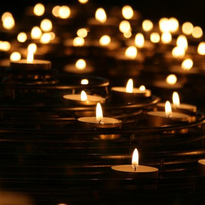 Ein Licht für die Verstorbenen. Foto: pixabay