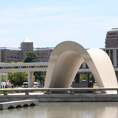Die Gedenkstätte für die Opfer der Atombomben im Friedenspark in Hiroshima. Foto: pixabay