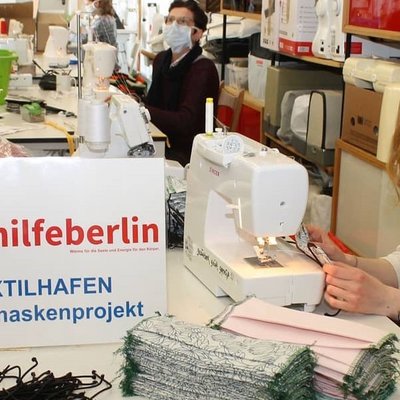 Damit der „Textilhafen“ Mundmasken produzieren kann, benötigt die Berliner Stadtmission Baumwollbettwäsche. Foto: Berliner Stadtmission