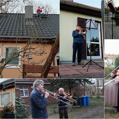 Im ganzen Barnim spielen Bläserinnen und Bläser wie hier in Lobetal die tägliche „Barnimer Klangermutigung“ um 18 Uhr, Foto:  Hoffnungstaler Stiftung Lobetal