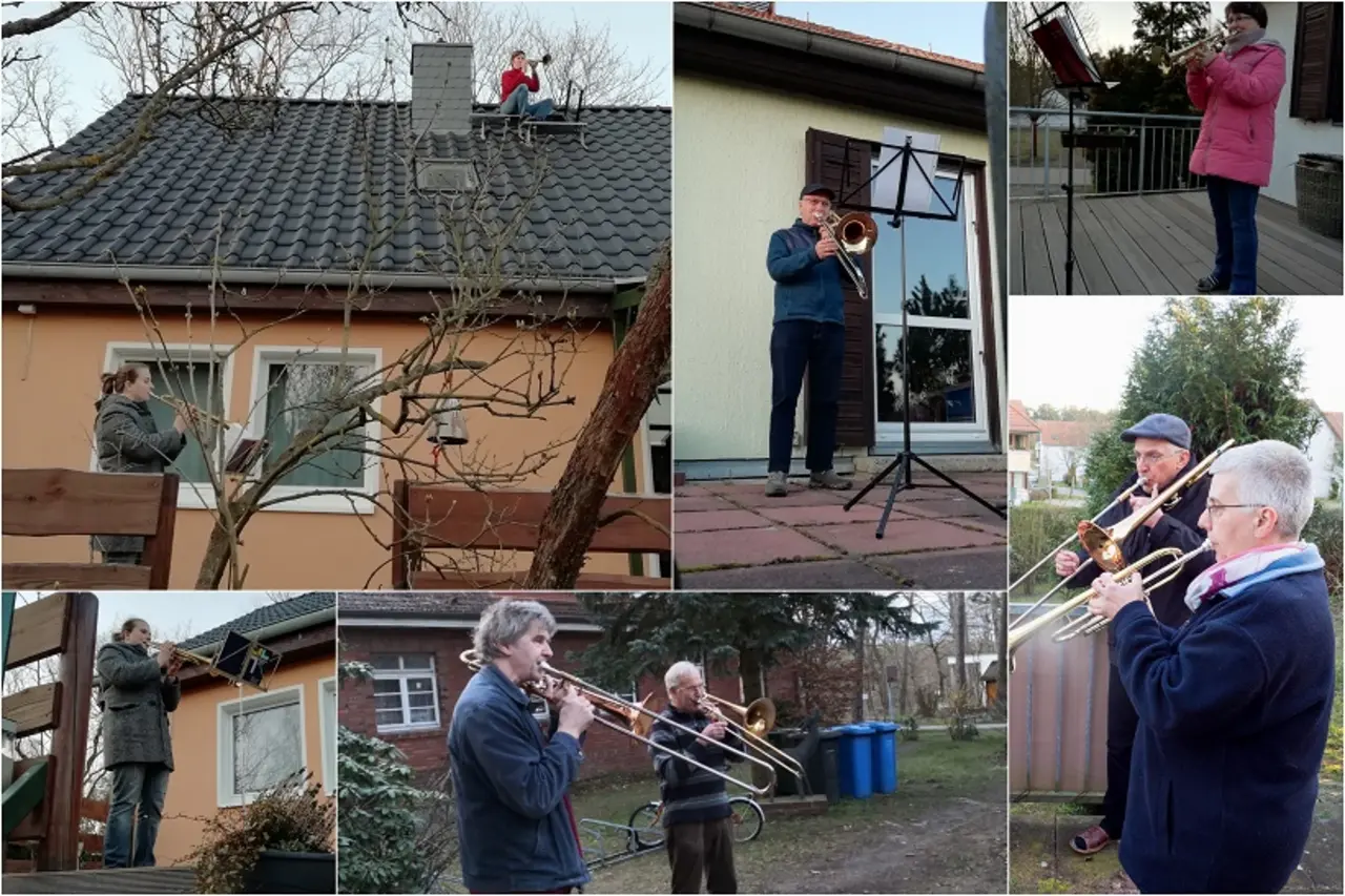 Im ganzen Barnim spielen Bläserinnen und Bläser wie hier in Lobetal die tägliche „Barnimer Klangermutigung“ um 18 Uhr, Foto:  Hoffnungstaler Stiftung Lobetal